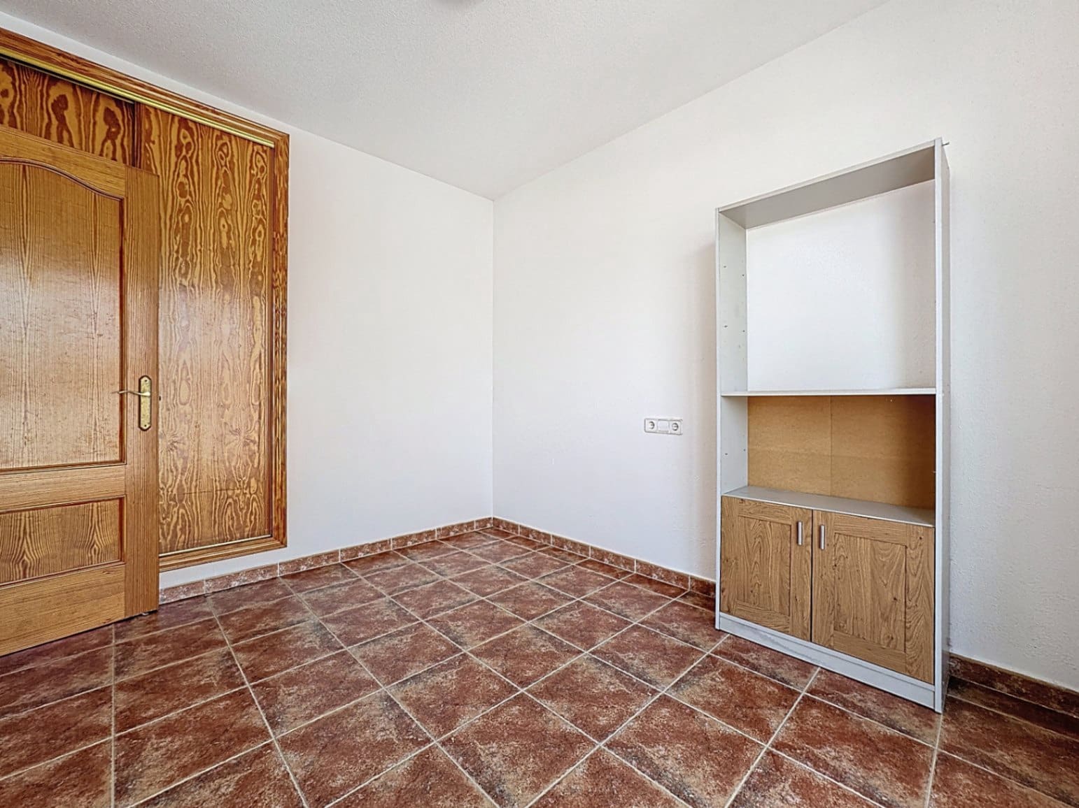 3 soveværelse Bungalow til leje i Albir med swimmingpool garage - € 1.600 (Ref: 9200889)