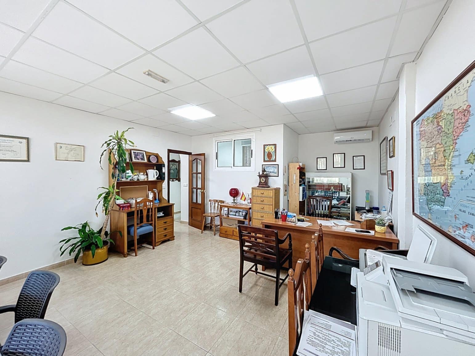 Commercial for sale in Alfaz del Pi / L'Alfas del Pi - € 199,500 (Ref: 9201691)