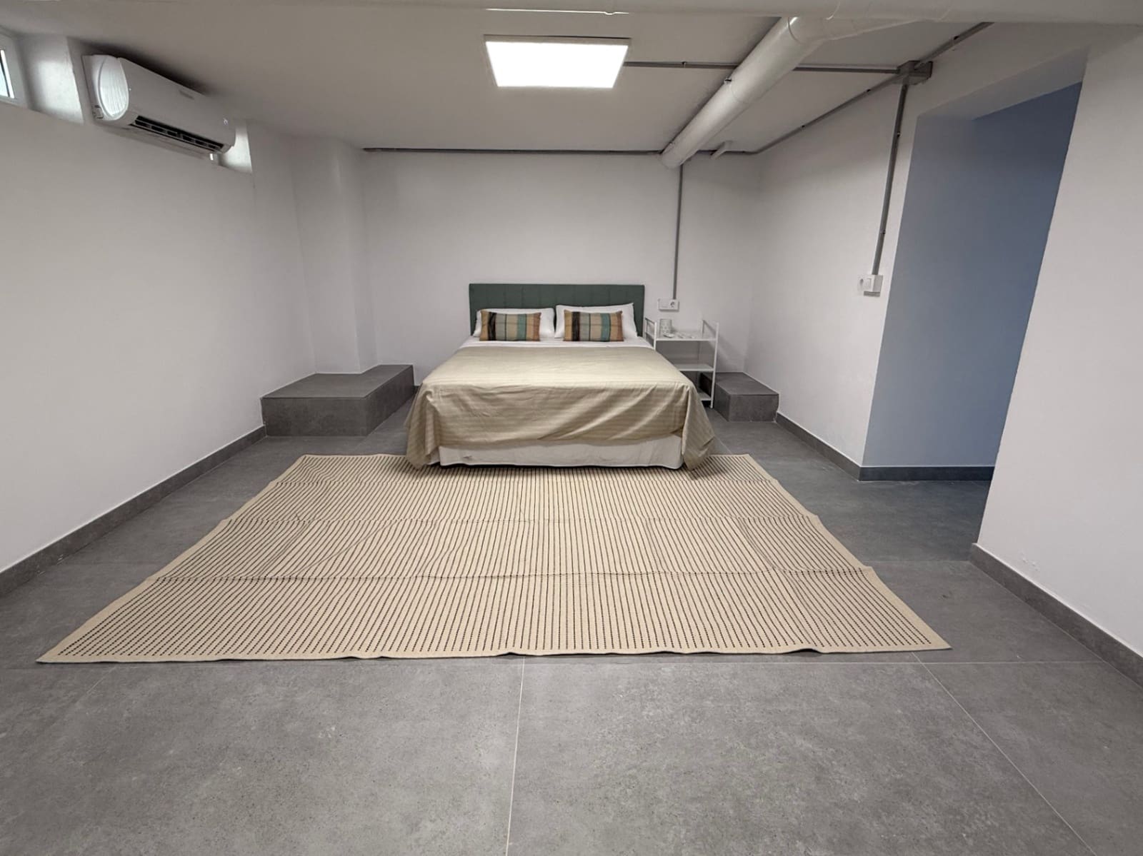 3 bedroom Apartment for rent in Alicante / Alacant city with pool garage - € 1,800 (Ref: 9231542)