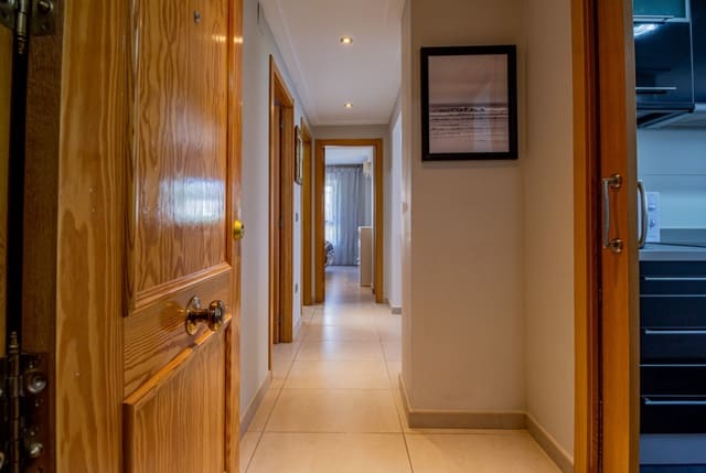 2 makuuhuone Huoneisto vuokrattavana paikassa Albir, Alfaz del Pi / L'Alfàs del Pi mukana uima-altaan - 1 075 € (Ref: 9249146)