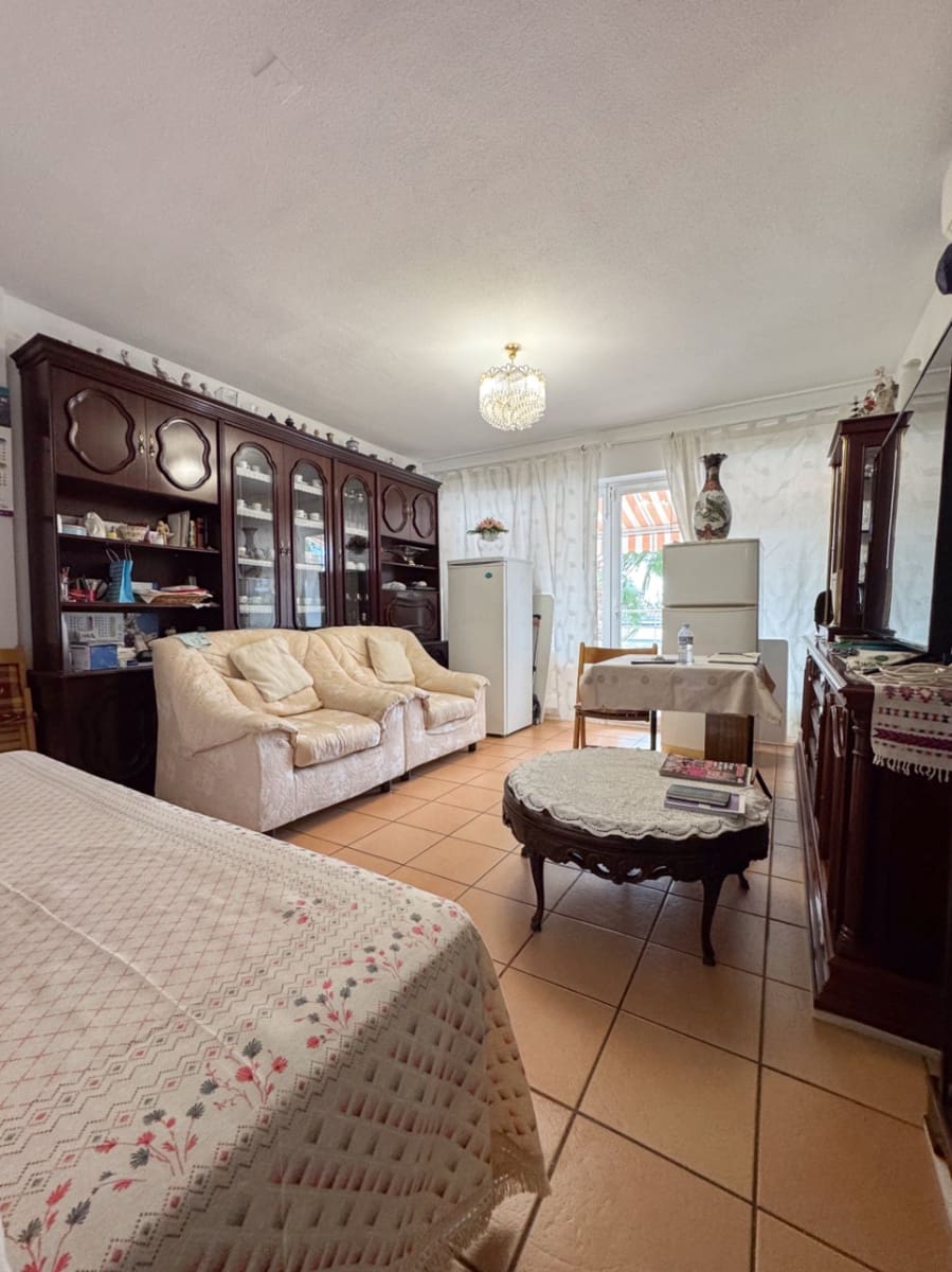 2 soverom Leilighet til salgs i Albir med svømmebasseng - € 319 000 (Ref: 9279597)