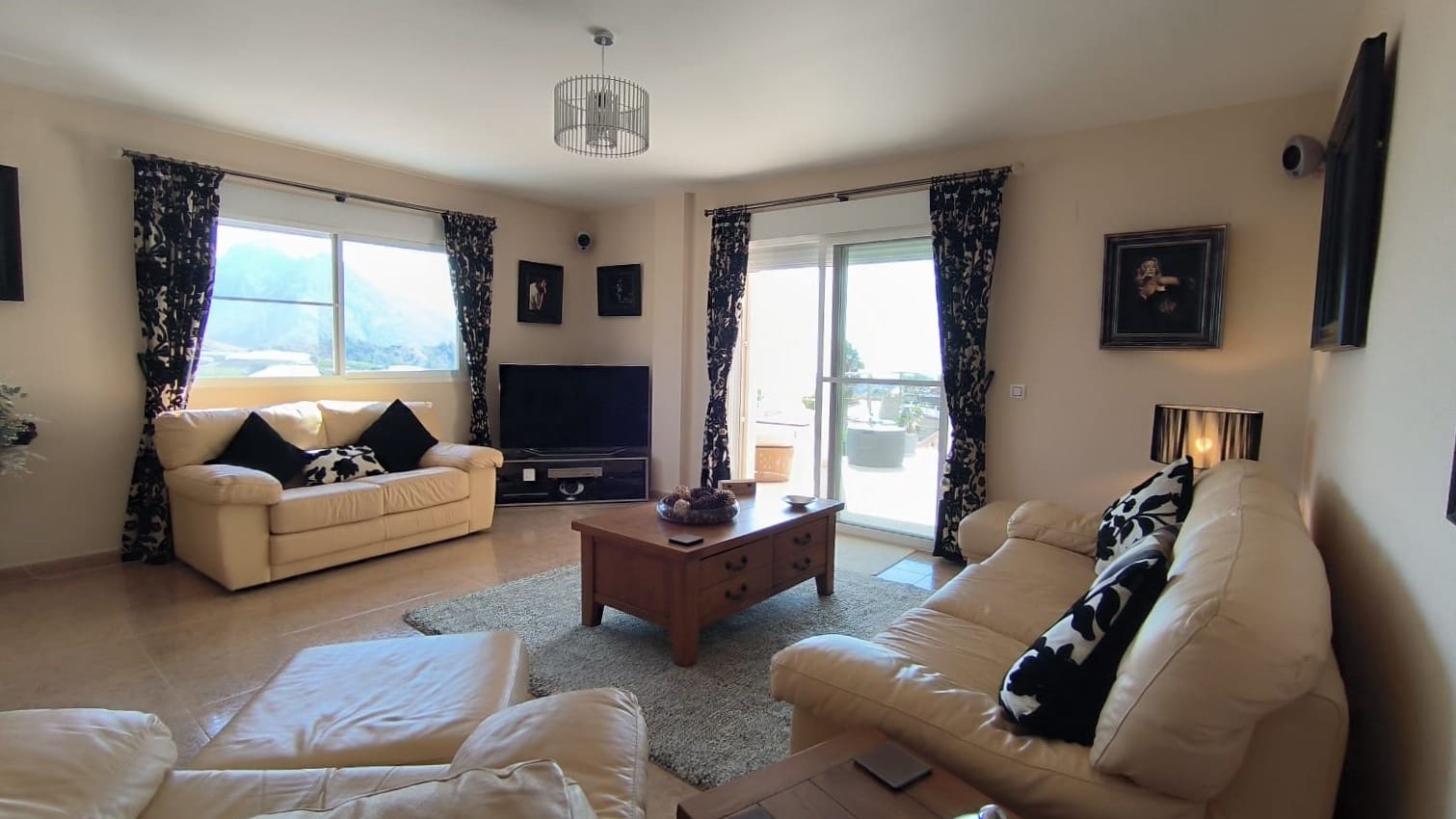 4 slaapkamer Villa te koop in Callosa d'En Sarria met zwembad garage - € 499.950 (Ref: 9294741)