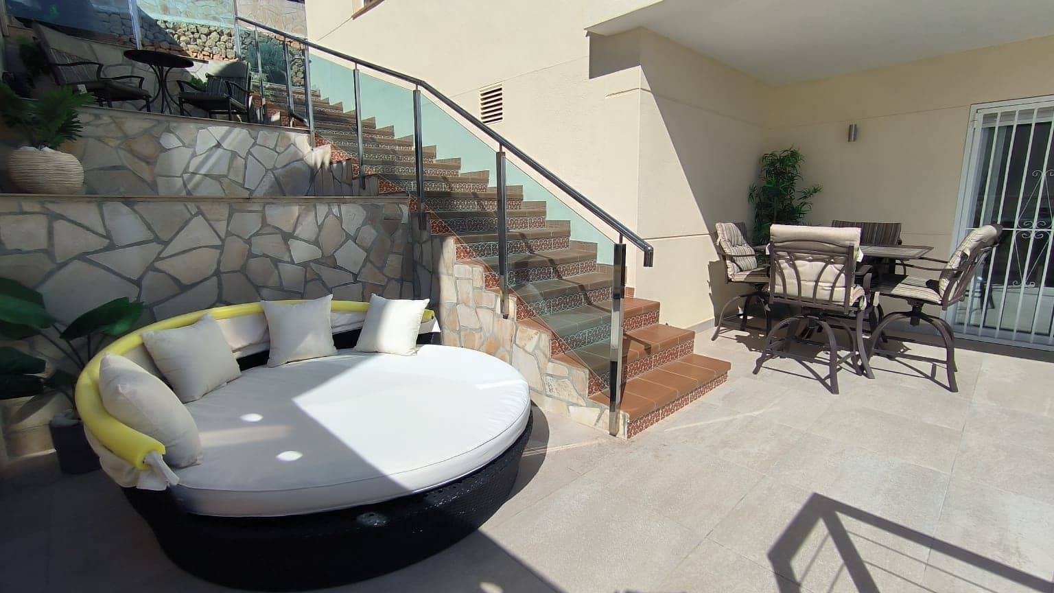 4 slaapkamer Villa te koop in Callosa d'En Sarria met zwembad garage - € 499.950 (Ref: 9294741)