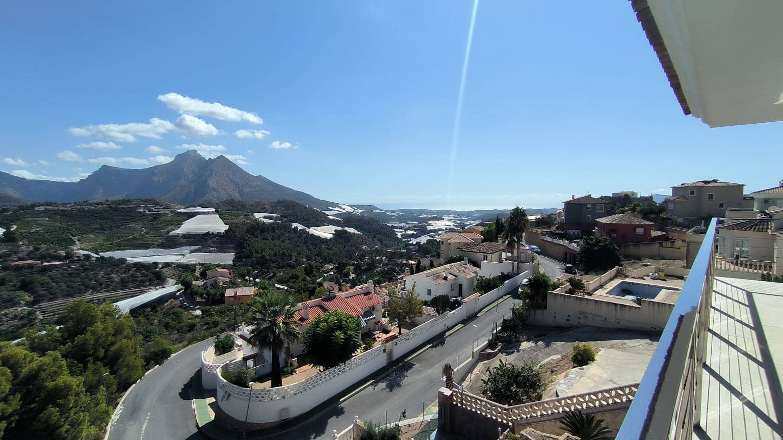 4 slaapkamer Villa te koop in Callosa d'En Sarria met zwembad garage - € 499.950 (Ref: 9294741)