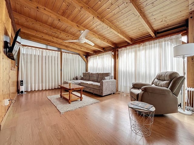 2 bedroom Bungalow for sale in Albir, Alfaz del Pi / L'Alfàs del Pi with garage - € 344,900 (Ref: 9295927)