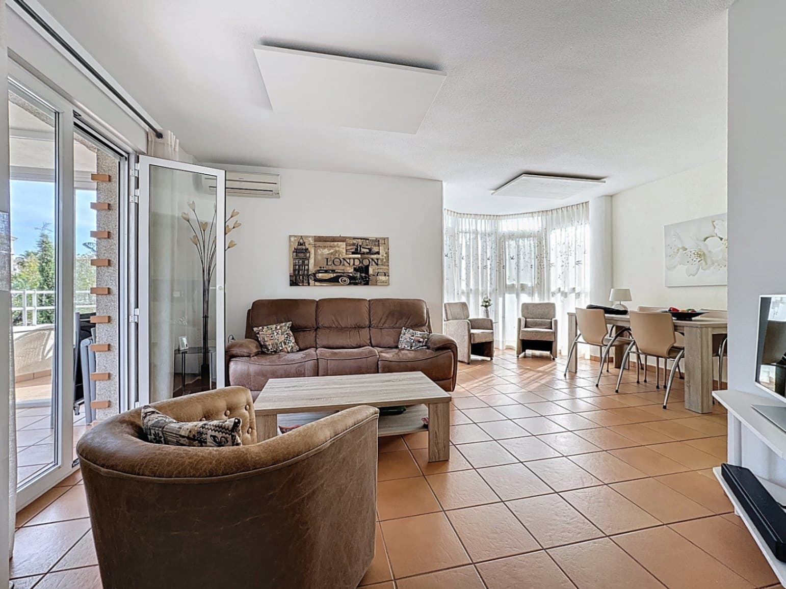 3 soverom Leilighet til salgs i Albir med svømmebasseng garasje - € 390 000 (Ref: 9324841)