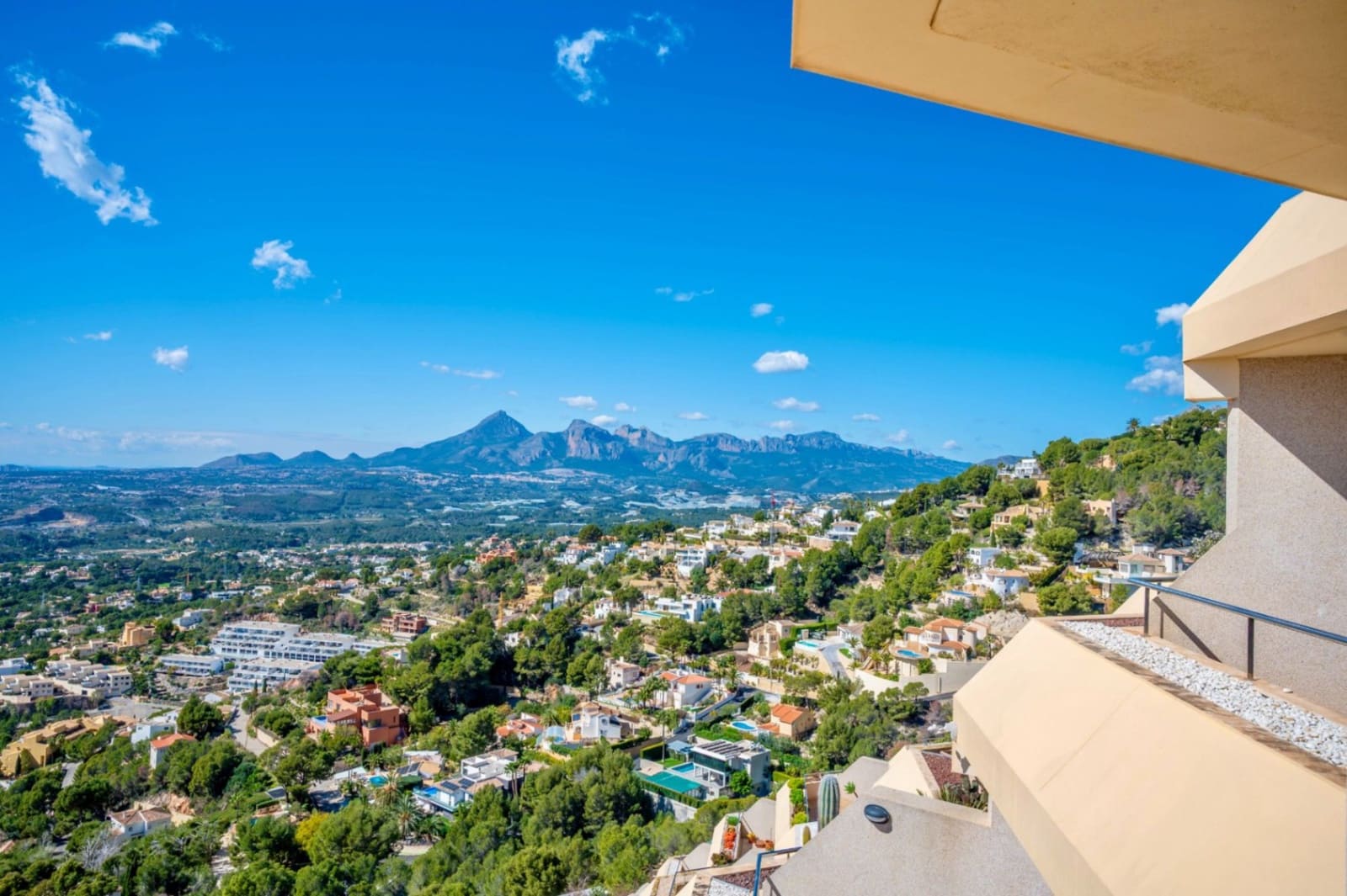 4 soverom Leilighet til salgs i Altea la Vella med svømmebasseng garasje - € 900 000 (Ref: 9337010)