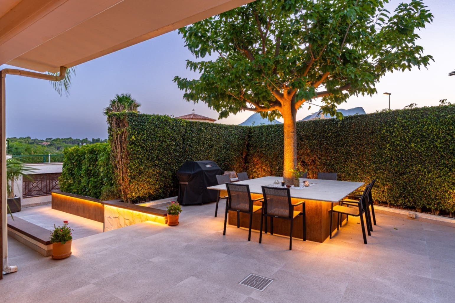 6 slaapkamer Villa te koop in La Nucia met zwembad garage - € 1.800.000 (Ref: 9337011)