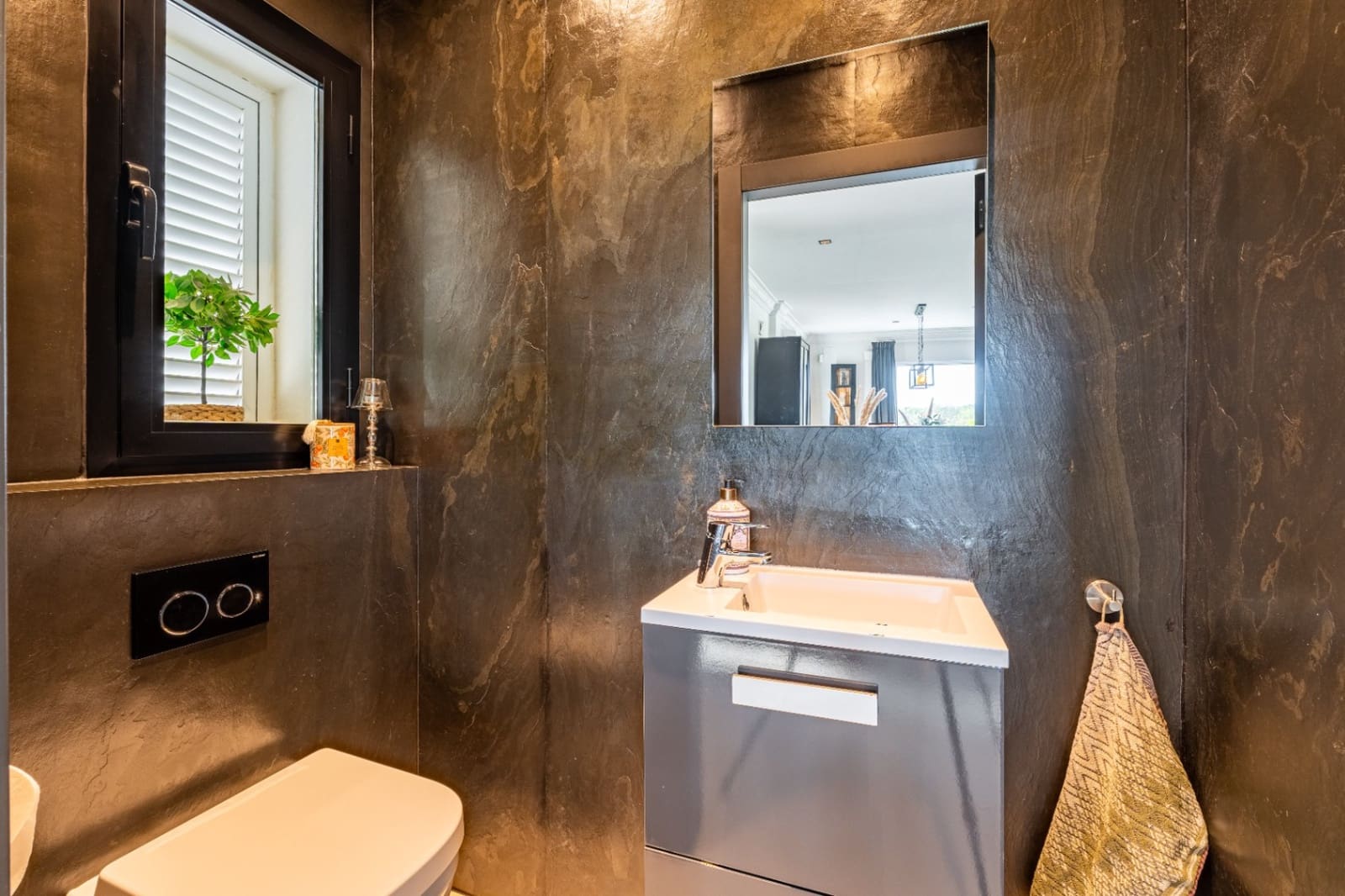 6 slaapkamer Villa te koop in La Nucia met zwembad garage - € 1.800.000 (Ref: 9337011)