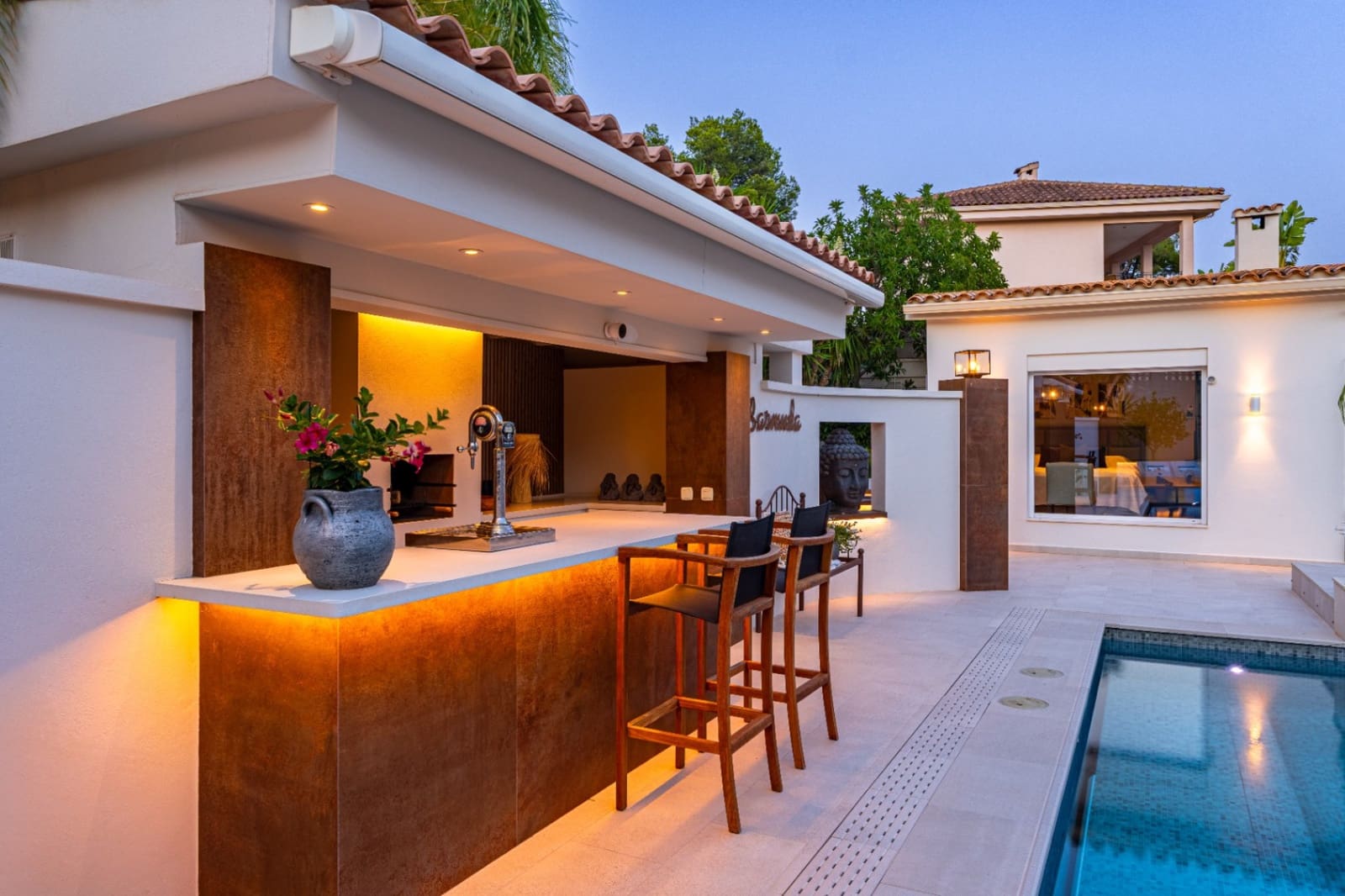 6 slaapkamer Villa te koop in La Nucia met zwembad garage - € 1.800.000 (Ref: 9337011)