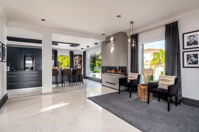 6 slaapkamer Villa te koop in La Nucia Pueblo  , La Nucia met zwembad garage - € 1.800.000 (Ref: 9337011)