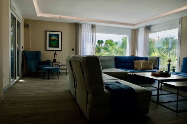 4 chambre Villa/Maison à vendre à Pueblo - Urbanizaciones, Alfaz del Pi / L'Alfàs del Pi avec piscine garage - 1 195 000 € (Ref: 9340079)