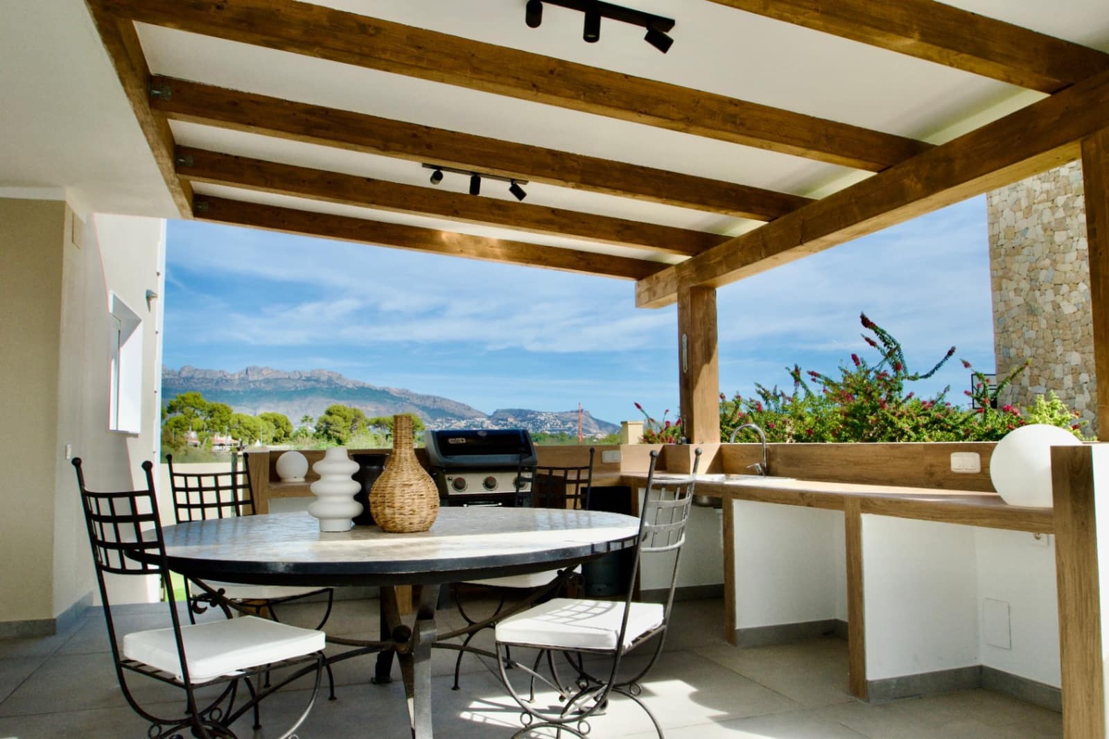 4 chambre Villa/Maison à vendre à Alfaz del Pi / L'Alfas del Pi avec piscine garage - 1 195 000 € (Ref: 9340079)