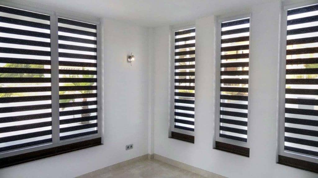 7 bedroom Villa for sale in Alfaz del Pi / L'Alfas del Pi with pool garage - € 1,250,000 (Ref: 9343582)