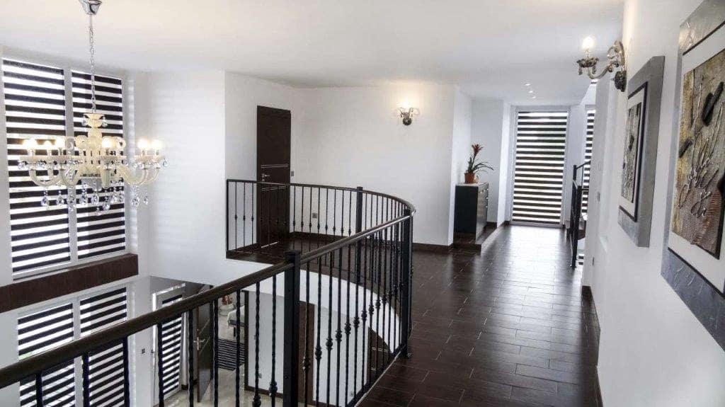 7 bedroom Villa for sale in Alfaz del Pi / L'Alfas del Pi with pool garage - € 1,250,000 (Ref: 9343582)