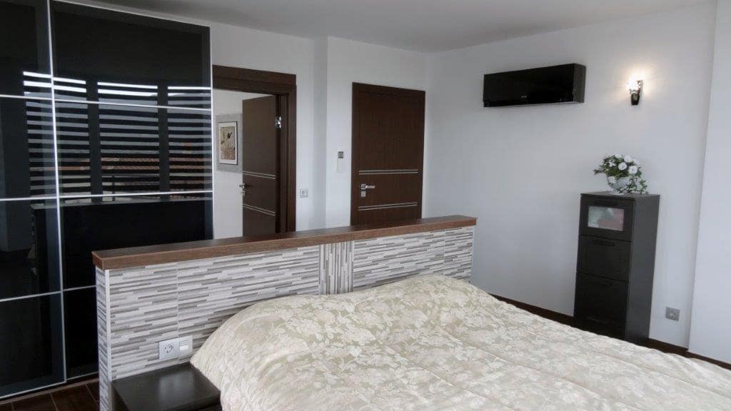 7 bedroom Villa for sale in Alfaz del Pi / L'Alfas del Pi with pool garage - € 1,250,000 (Ref: 9343582)