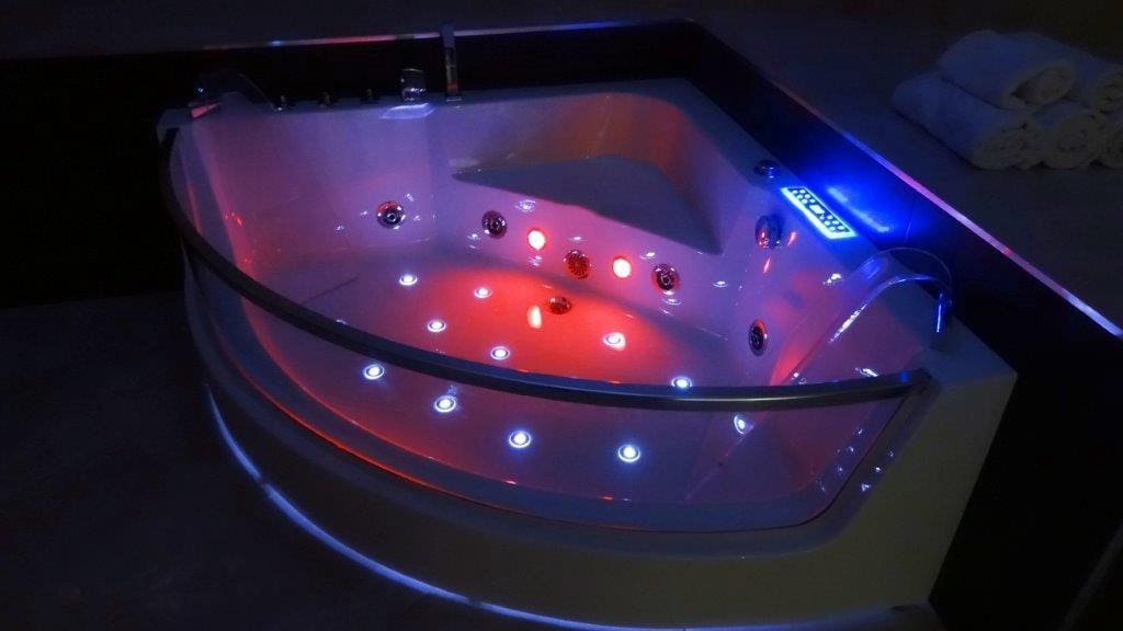 7 bedroom Villa for sale in Alfaz del Pi / L'Alfas del Pi with pool garage - € 1,250,000 (Ref: 9343582)