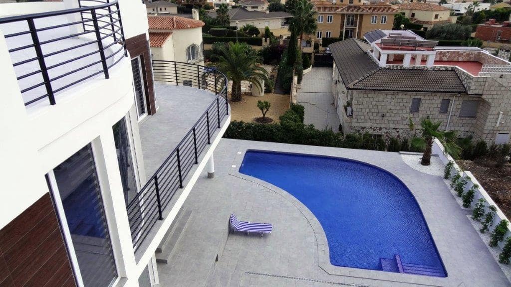 7 bedroom Villa for sale in Alfaz del Pi / L'Alfas del Pi with pool garage - € 1,250,000 (Ref: 9343582)