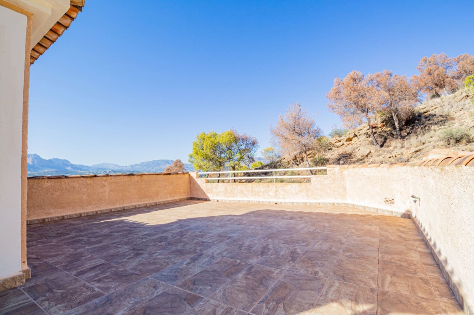 4 Zimmer Doppelhaus zu verkaufen in Albir mit Pool Garage - 890.000 € (Ref: 9348568)