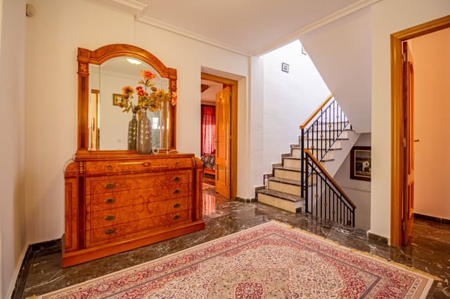 4 Zimmer Doppelhaus zu verkaufen in Albir, Alfaz del Pi / L'Alfàs del Pi mit Pool Garage - 890.000 € (Ref: 9348568)