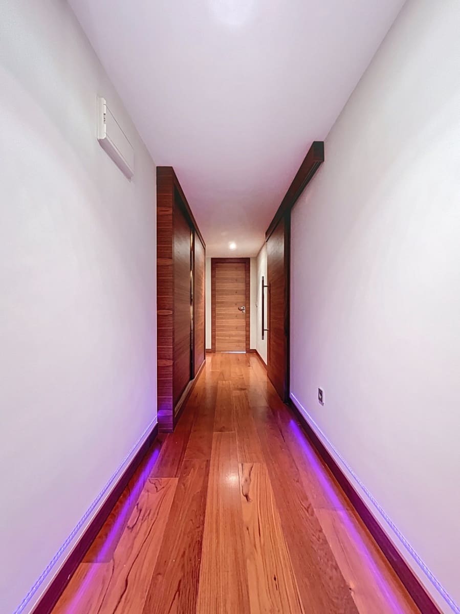 4 soverom Leilighet til salgs i Benidorm med svømmebasseng garasje - € 2 500 000 (Ref: 9349980)