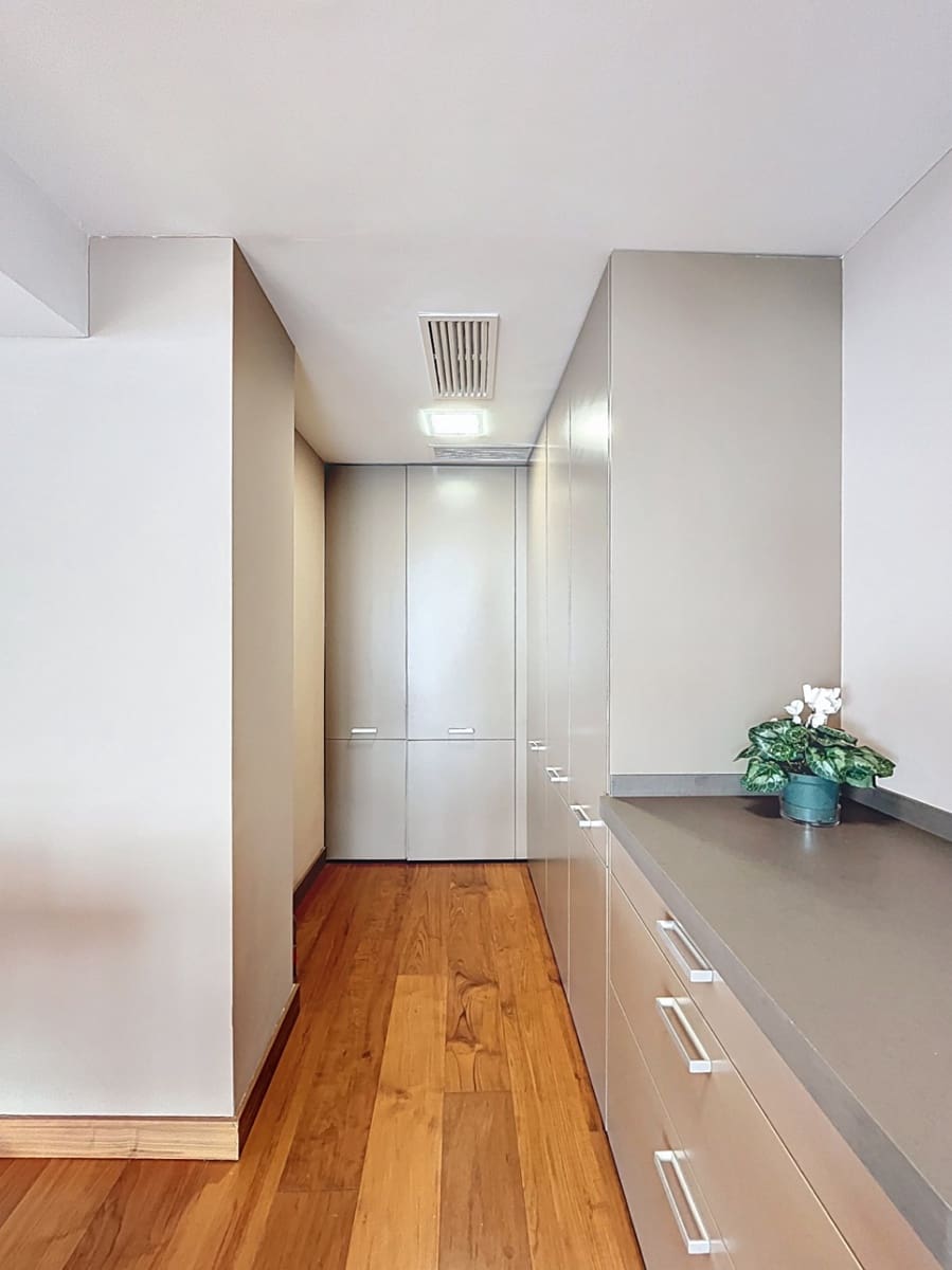 4 soverom Leilighet til salgs i Benidorm med svømmebasseng garasje - € 2 500 000 (Ref: 9349980)