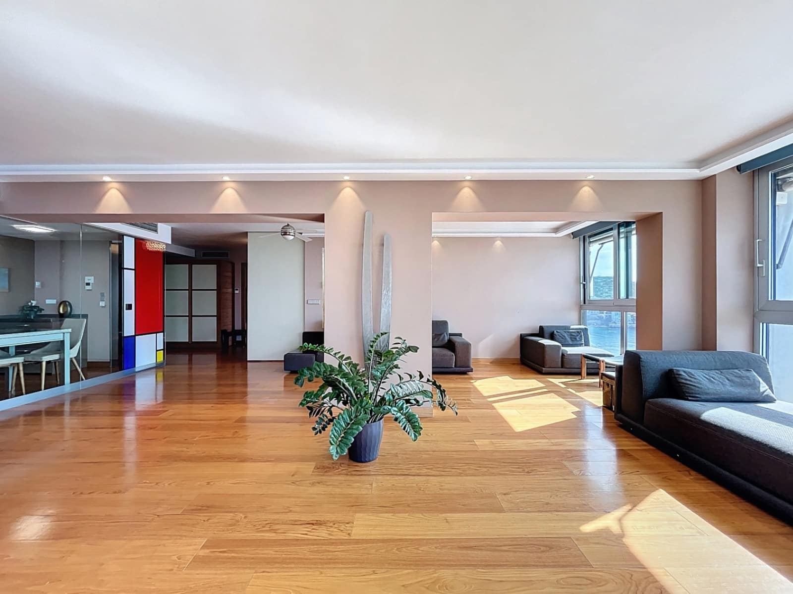 4 soverom Leilighet til salgs i Benidorm med svømmebasseng garasje - € 2 500 000 (Ref: 9349980)