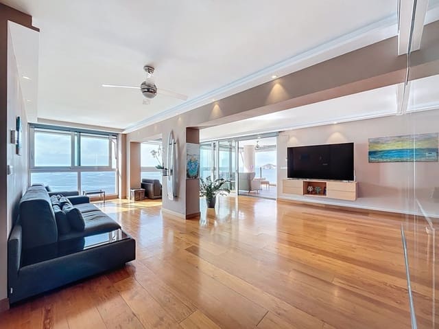 4 soverom Leilighet til salgs i Playa Levante, Benidorm med svømmebasseng garasje - € 2 500 000 (Ref: 9349980)