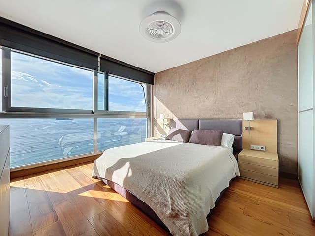 4 soveværelse Lejlighed til salg i Playa Levante, Benidorm med swimmingpool garage - € 2.500.000 (Ref: 9349980)