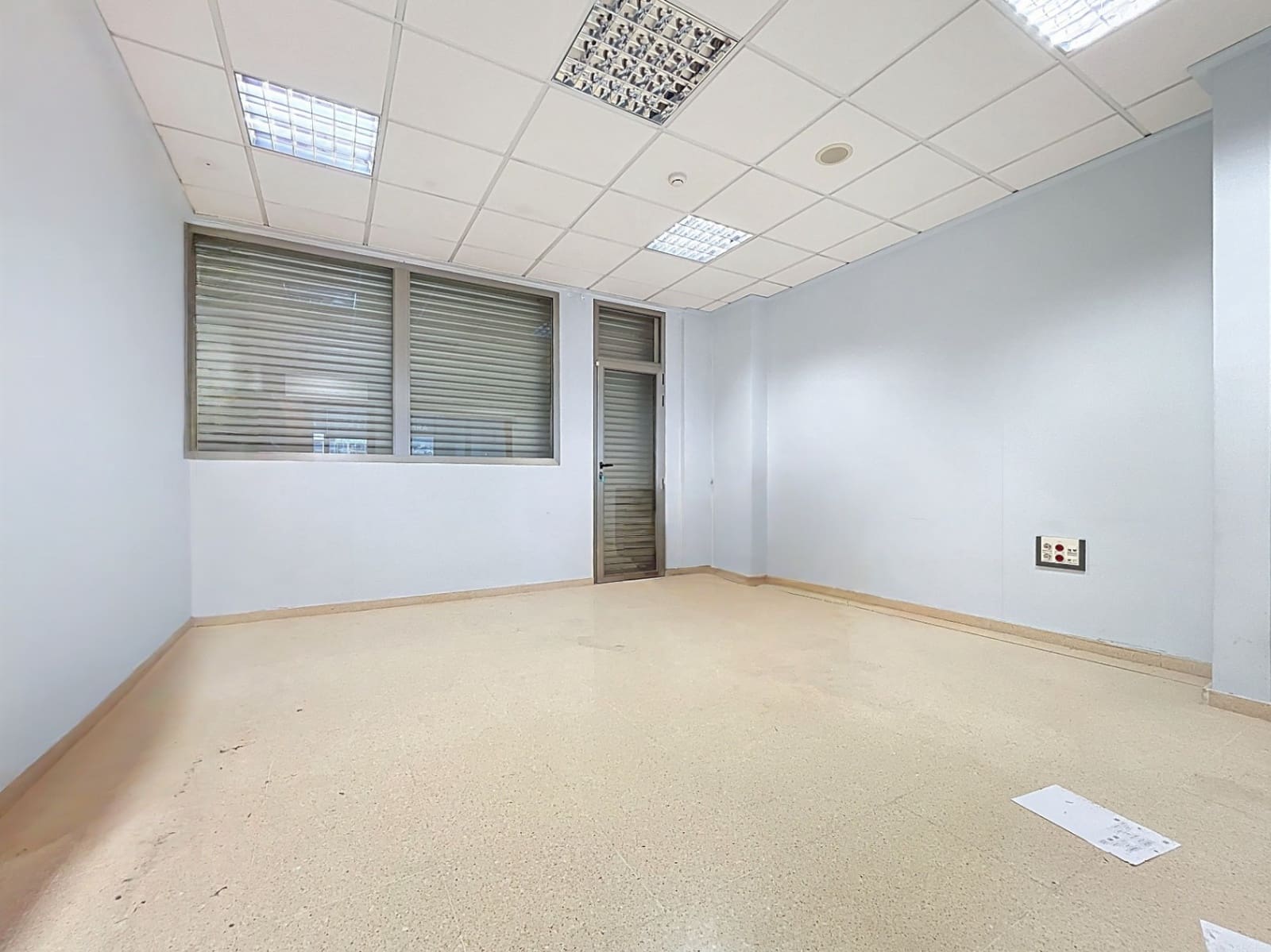 Kommersiell til salgs i La Nucia - € 230 750 (Ref: 9369302)