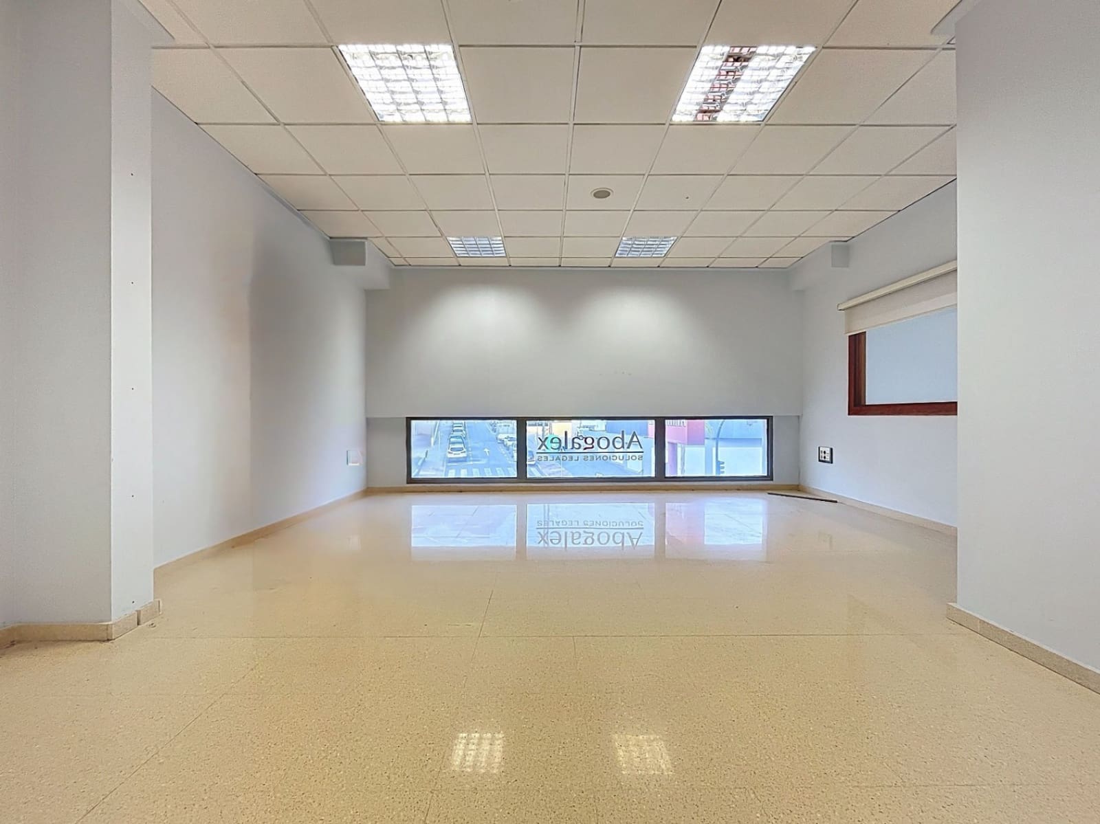 Kommersiell til salgs i La Nucia - € 230 750 (Ref: 9369302)