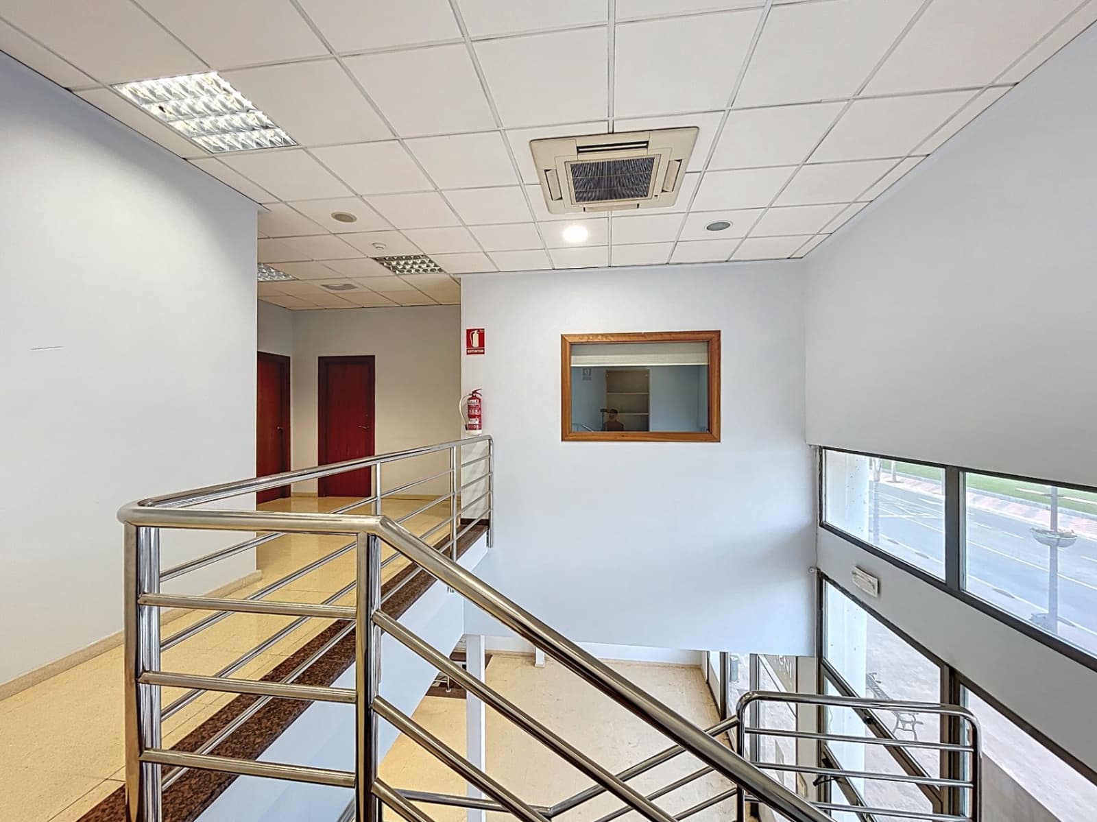 Kommersiell til salgs i La Nucia - € 230 750 (Ref: 9369302)