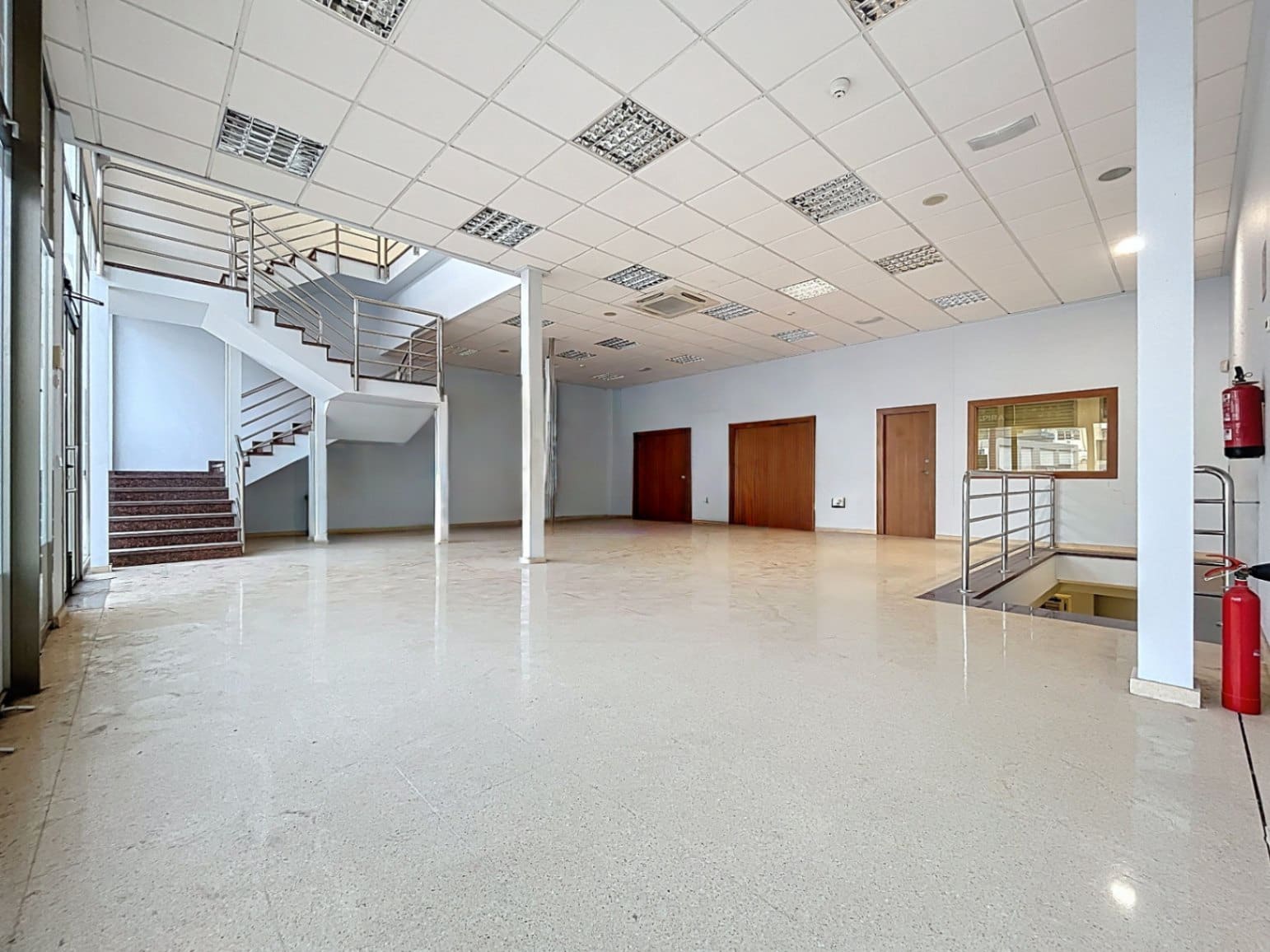 Commercieel te koop in La Nucia - € 224.800 (Ref: 9369303)