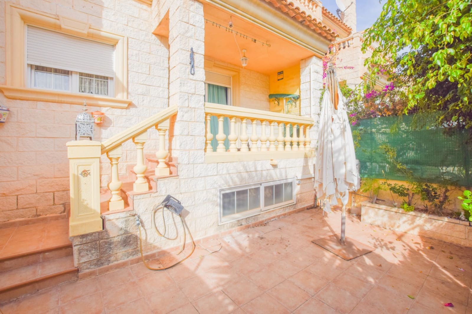 3 Zimmer Bungalow zu verkaufen in Albir mit Pool Garage - 378.000 € (Ref: 9394247)