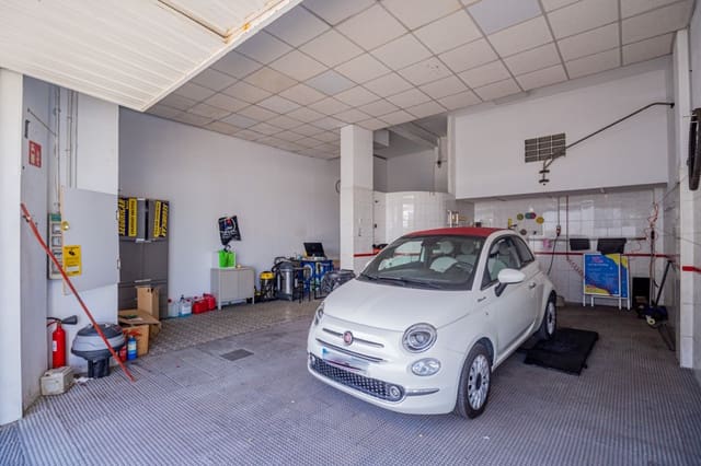 Commercial for rent in Altea - € 850 (Ref: 9400140)