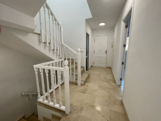 3 bedroom Bungalow for sale in Albir, Alfaz del Pi / L'Alfàs del Pi with pool garage - € 470,000 (Ref: 9410072)