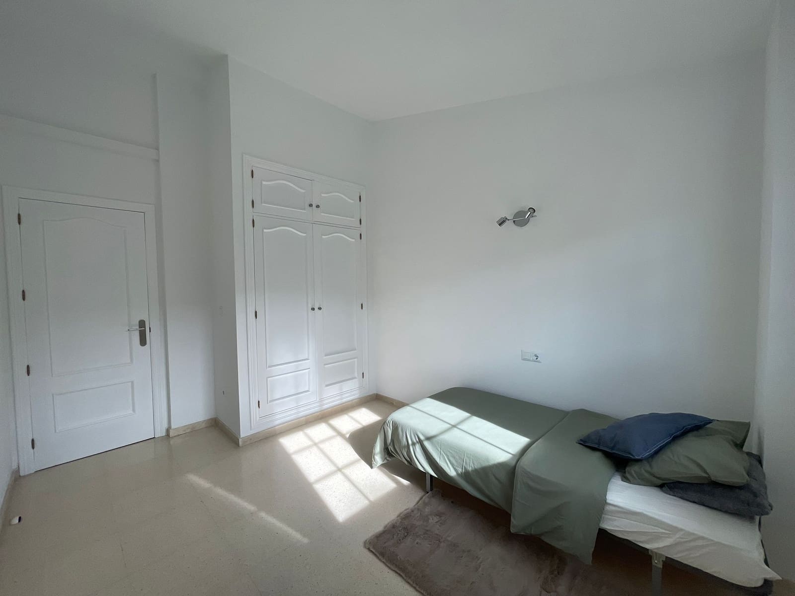 3 sypialnia Bungalow na sprzedaż w Albir z basenem garażem - 470 000 € (Ref: 9410072)