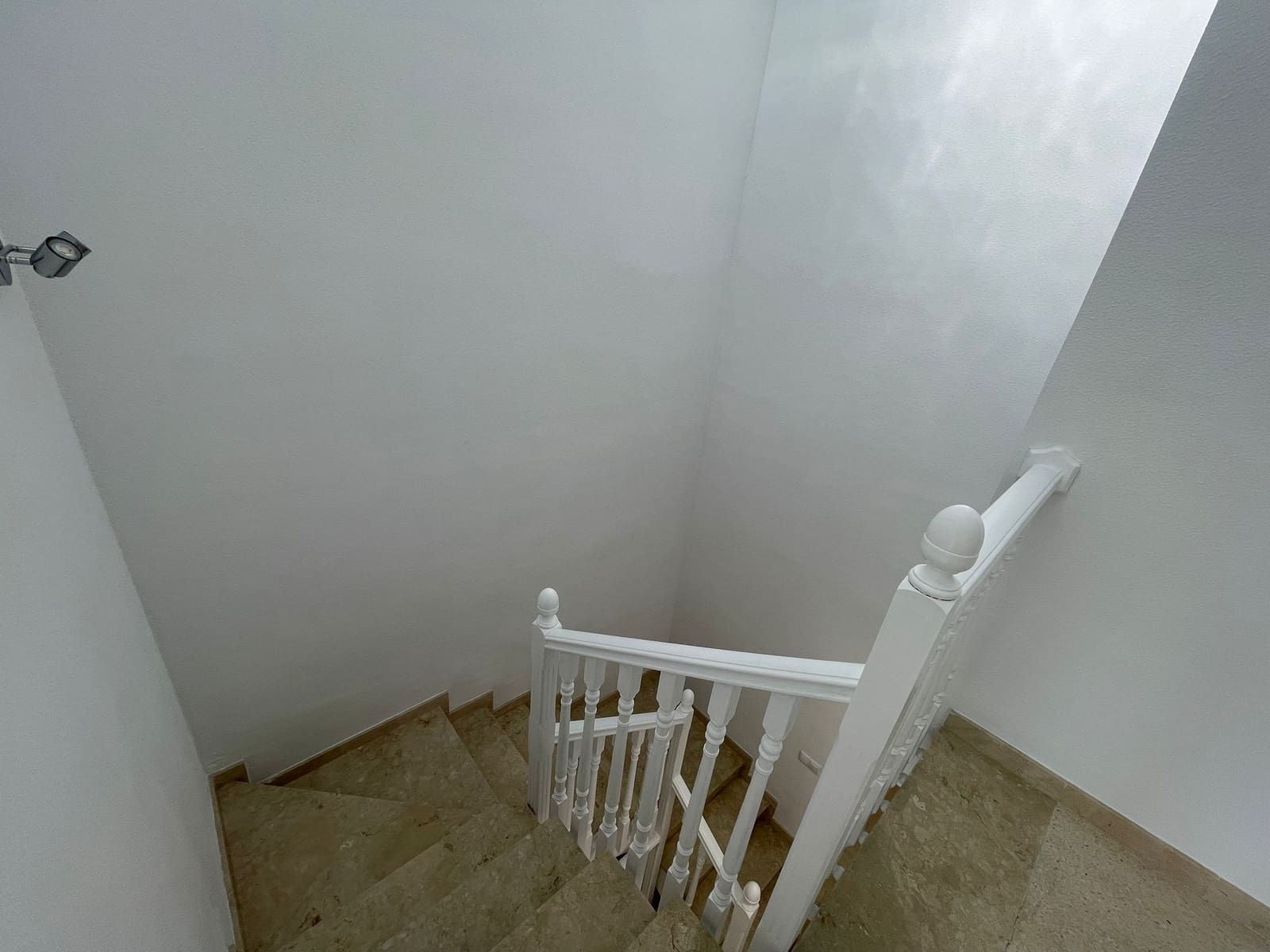 3 sypialnia Bungalow na sprzedaż w Albir z basenem garażem - 470 000 € (Ref: 9410072)