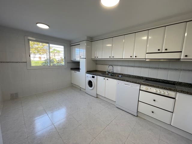 3 bedroom Bungalow for sale in Albir, Alfaz del Pi / L'Alfàs del Pi with pool garage - € 470,000 (Ref: 9410072)