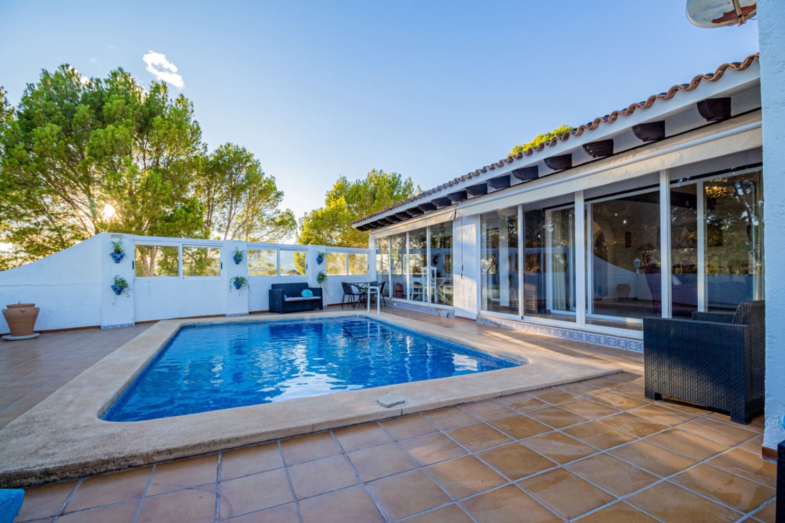 3 bedroom Villa for rent in Altea la Vella with pool garage - € 2,700 (Ref: 9412936)