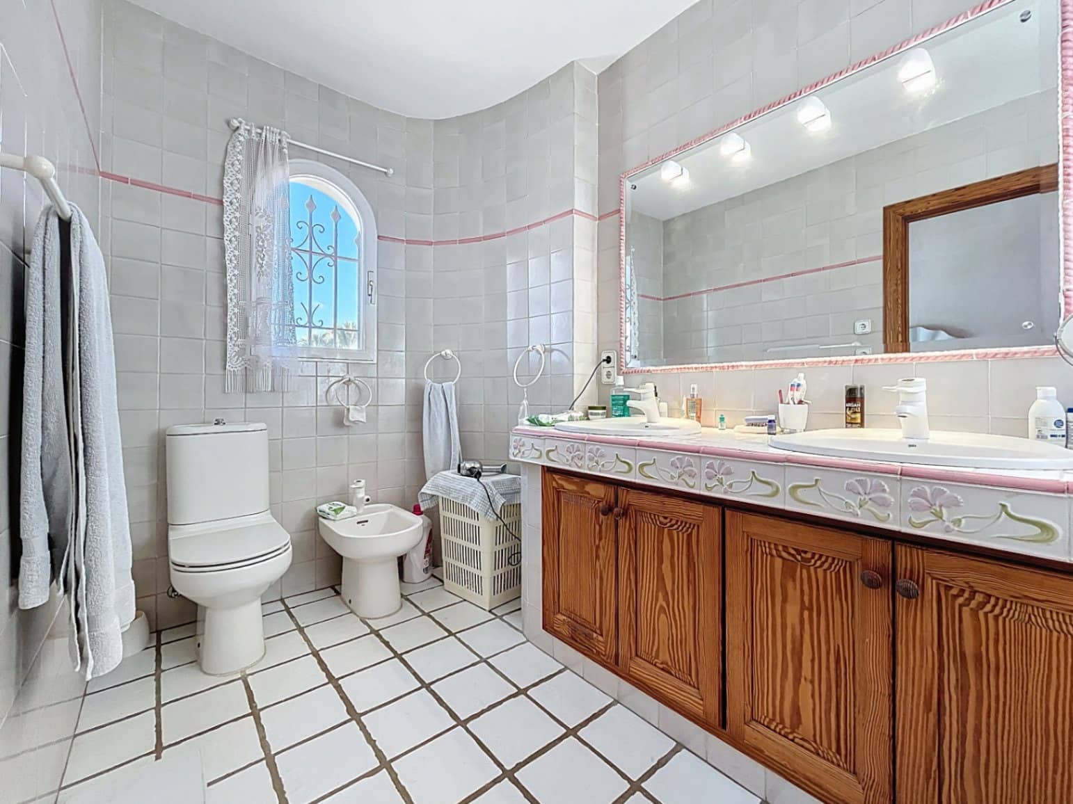 5 soverom Villa til salgs i Albir med svømmebasseng garasje - € 810 000 (Ref: 9432517)