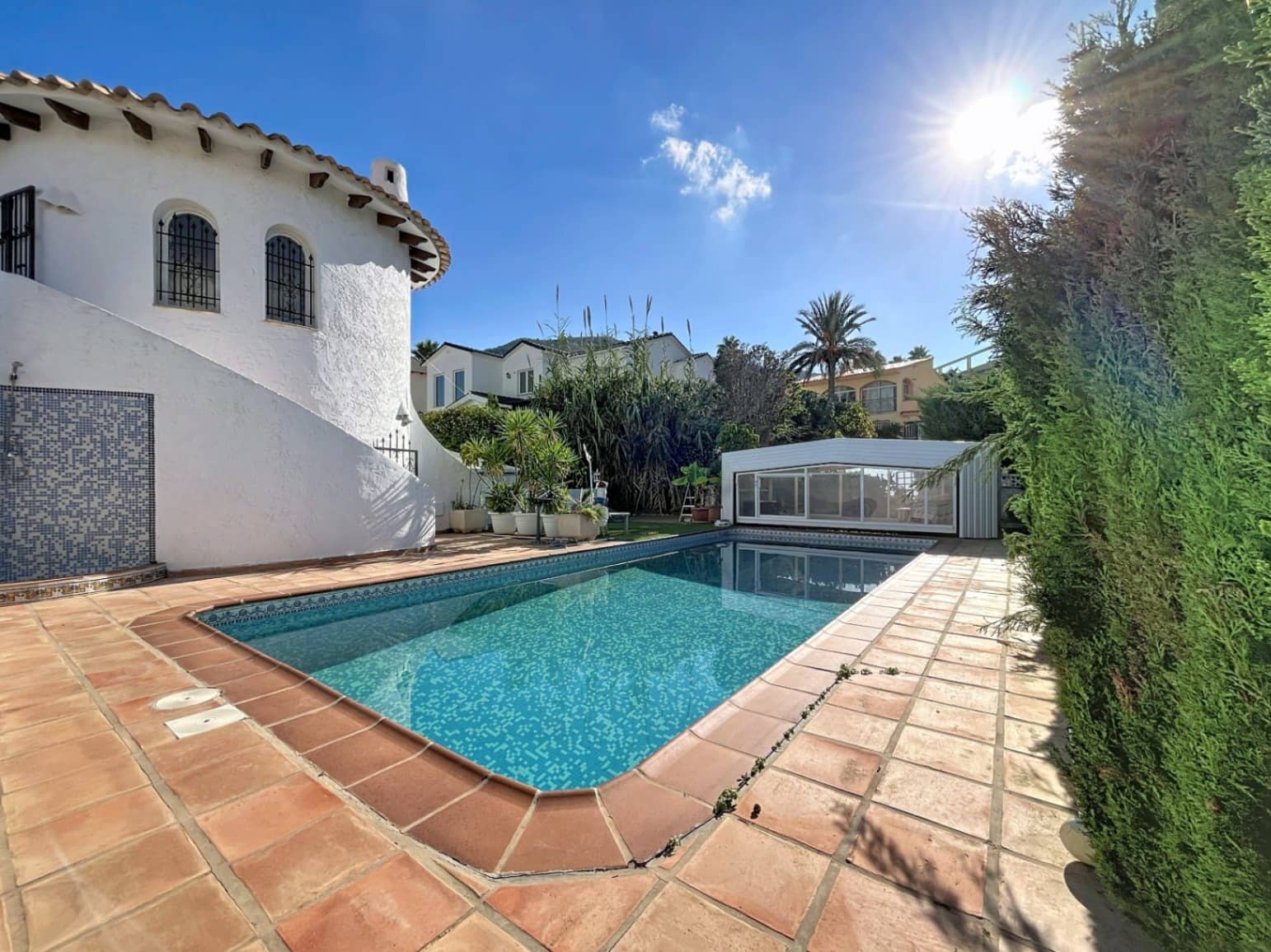 5 soverom Villa til salgs i Albir med svømmebasseng garasje - € 810 000 (Ref: 9432517)