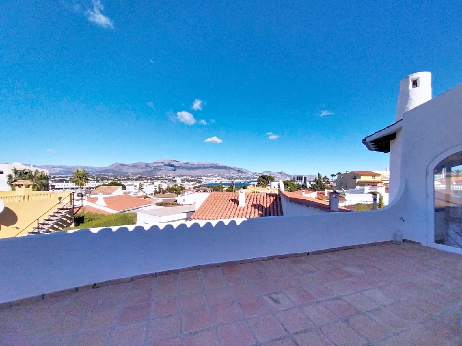 5 soverom Villa til salgs i Albir med svømmebasseng garasje - € 810 000 (Ref: 9432517)