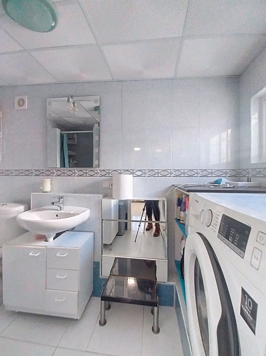 3 makuuhuone Huvila myytävänä paikassa La Nucia mukana uima-altaan 
autotalli - 495 000 € (Ref: 9432518)