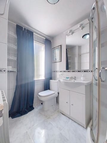 3 makuuhuone Huvila myytävänä paikassa La Nucia Pueblo  , La Nucia mukana uima-altaan 
autotalli - 495 000 € (Ref: 9432518)