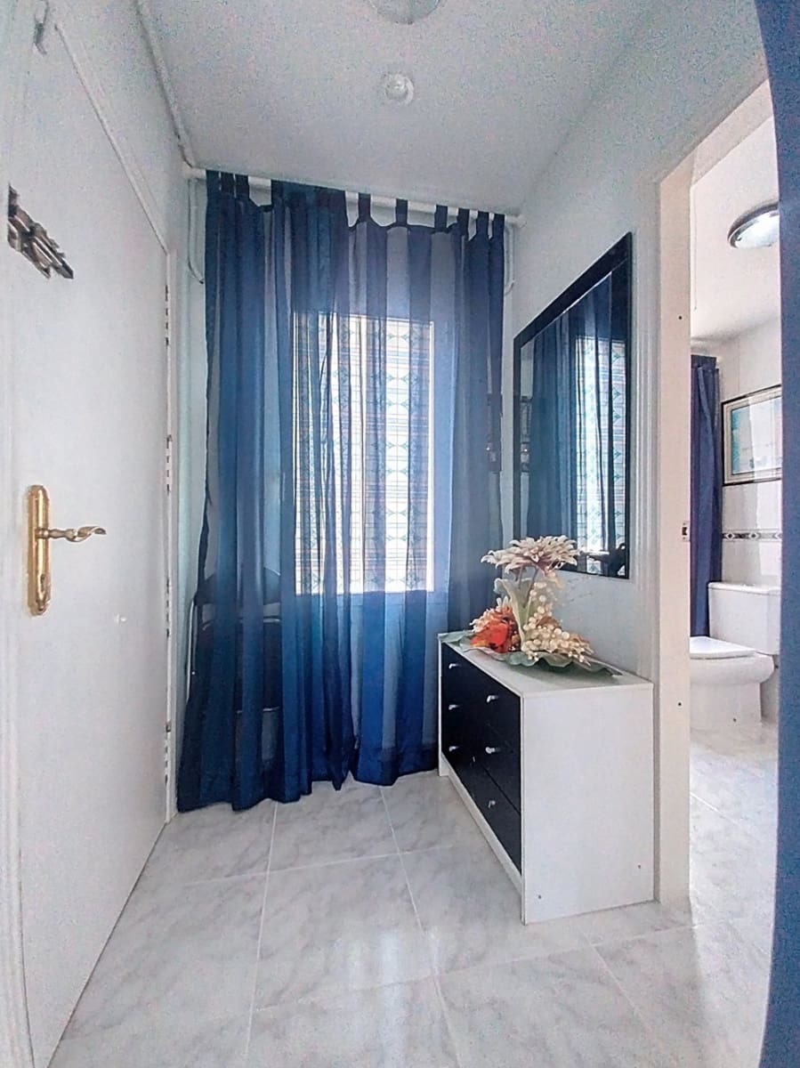 3 makuuhuone Huvila myytävänä paikassa La Nucia mukana uima-altaan 
autotalli - 495 000 € (Ref: 9432518)