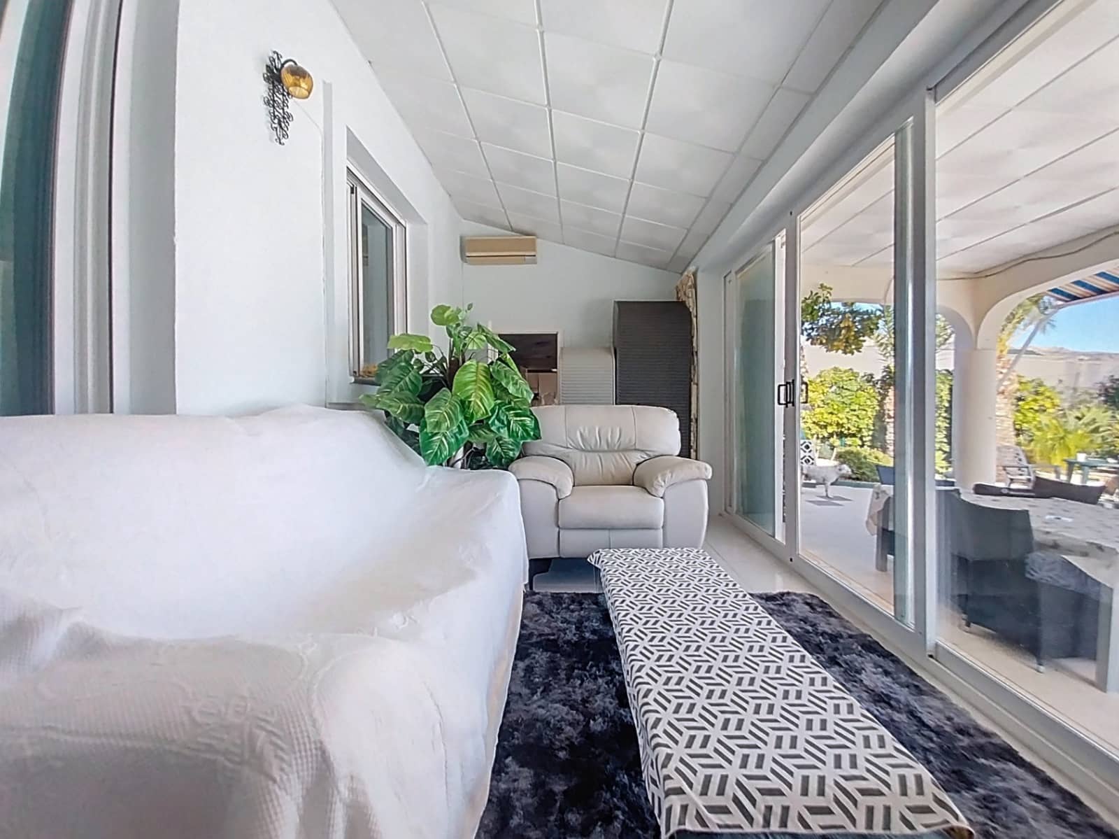 3 makuuhuone Huvila myytävänä paikassa La Nucia mukana uima-altaan 
autotalli - 495 000 € (Ref: 9432518)