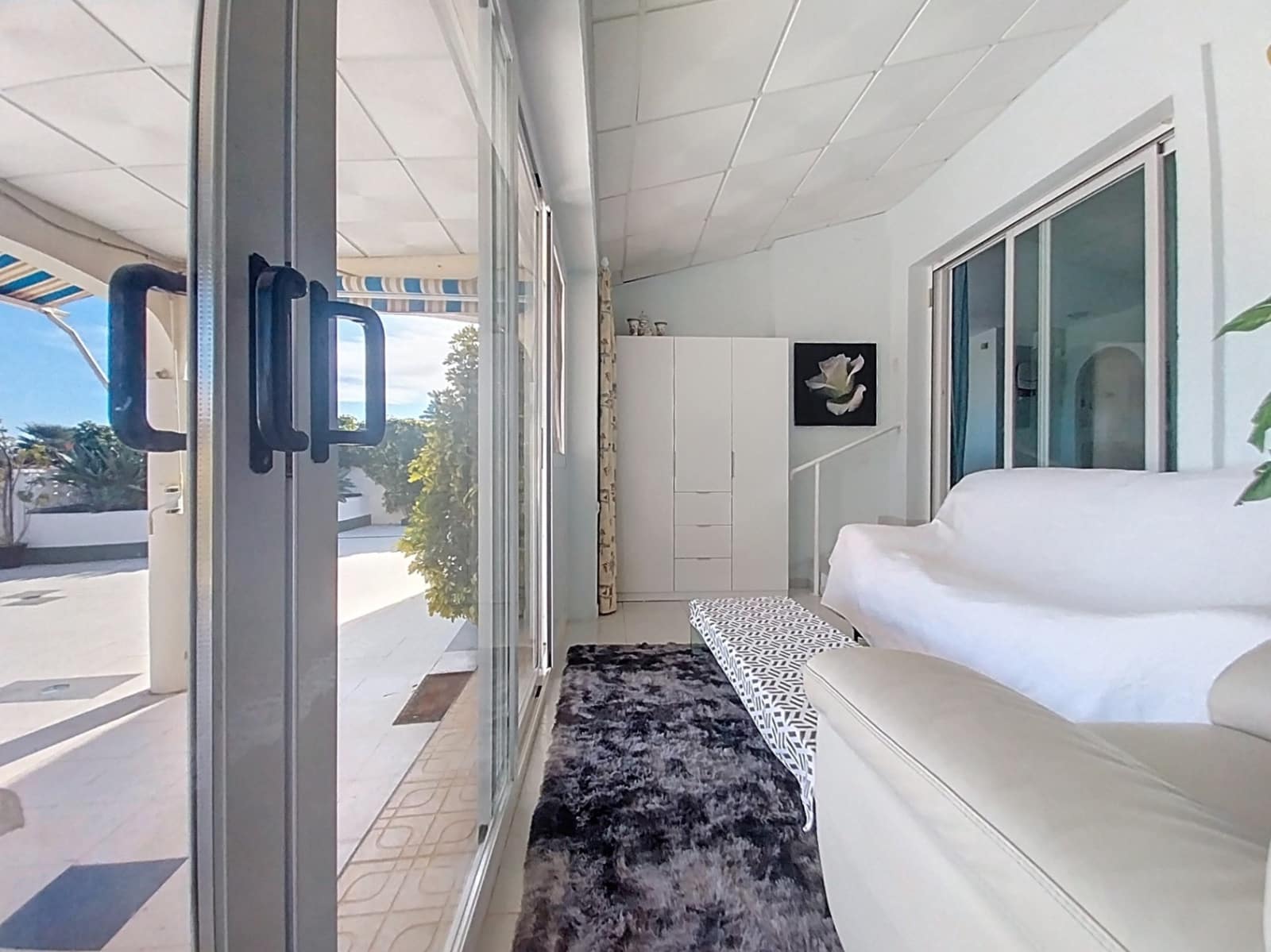 3 makuuhuone Huvila myytävänä paikassa La Nucia mukana uima-altaan 
autotalli - 495 000 € (Ref: 9432518)