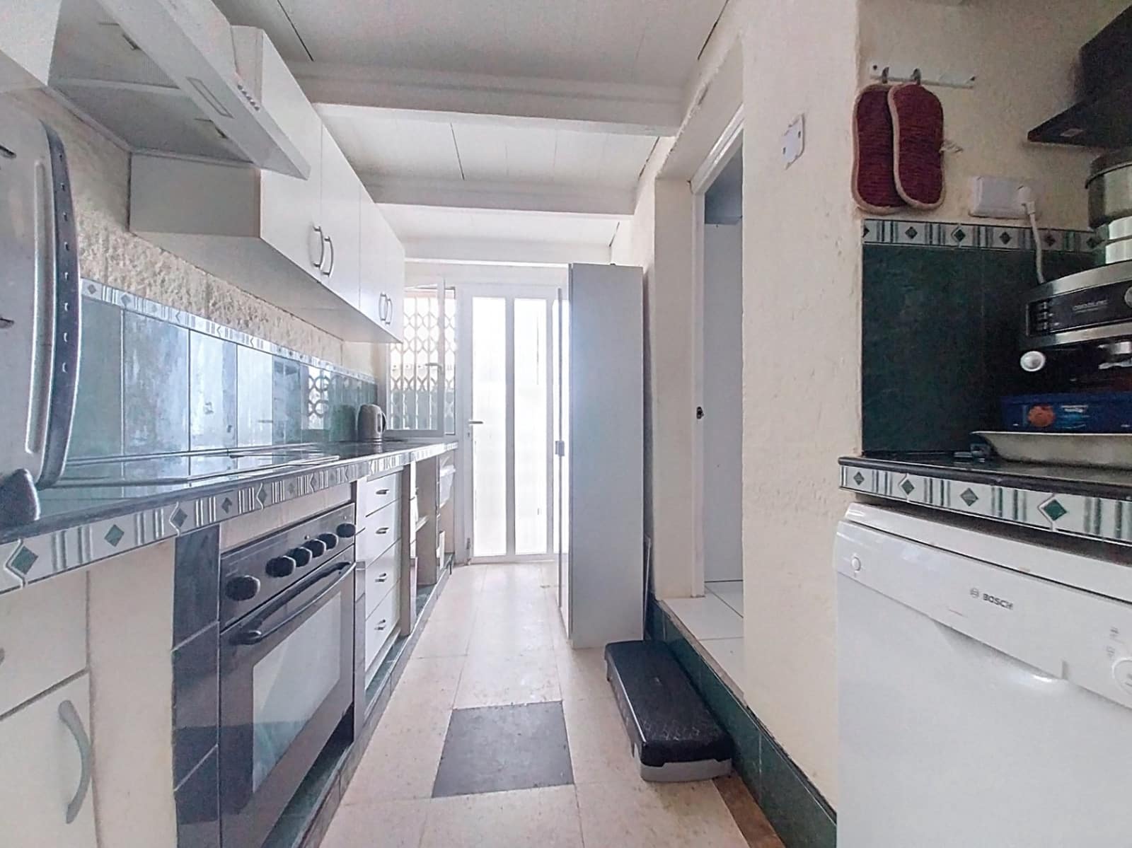 3 makuuhuone Huvila myytävänä paikassa La Nucia mukana uima-altaan 
autotalli - 495 000 € (Ref: 9432518)