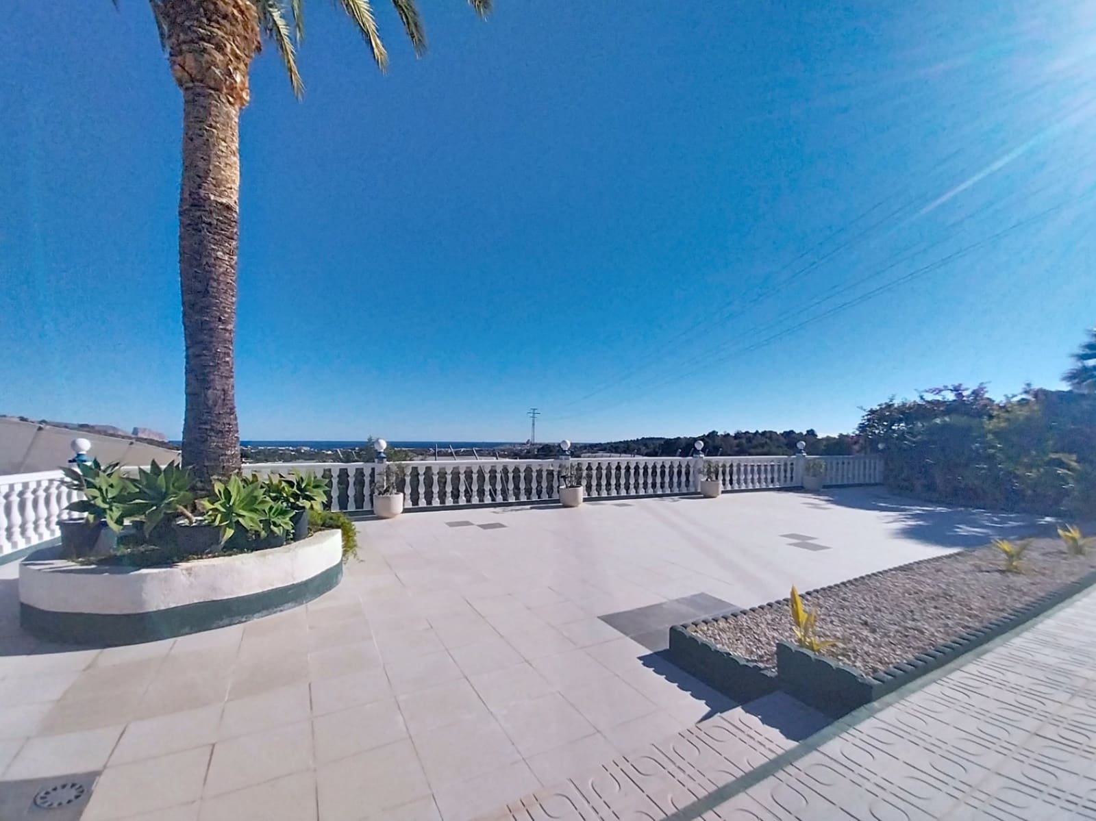 3 makuuhuone Huvila myytävänä paikassa La Nucia mukana uima-altaan 
autotalli - 495 000 € (Ref: 9432518)